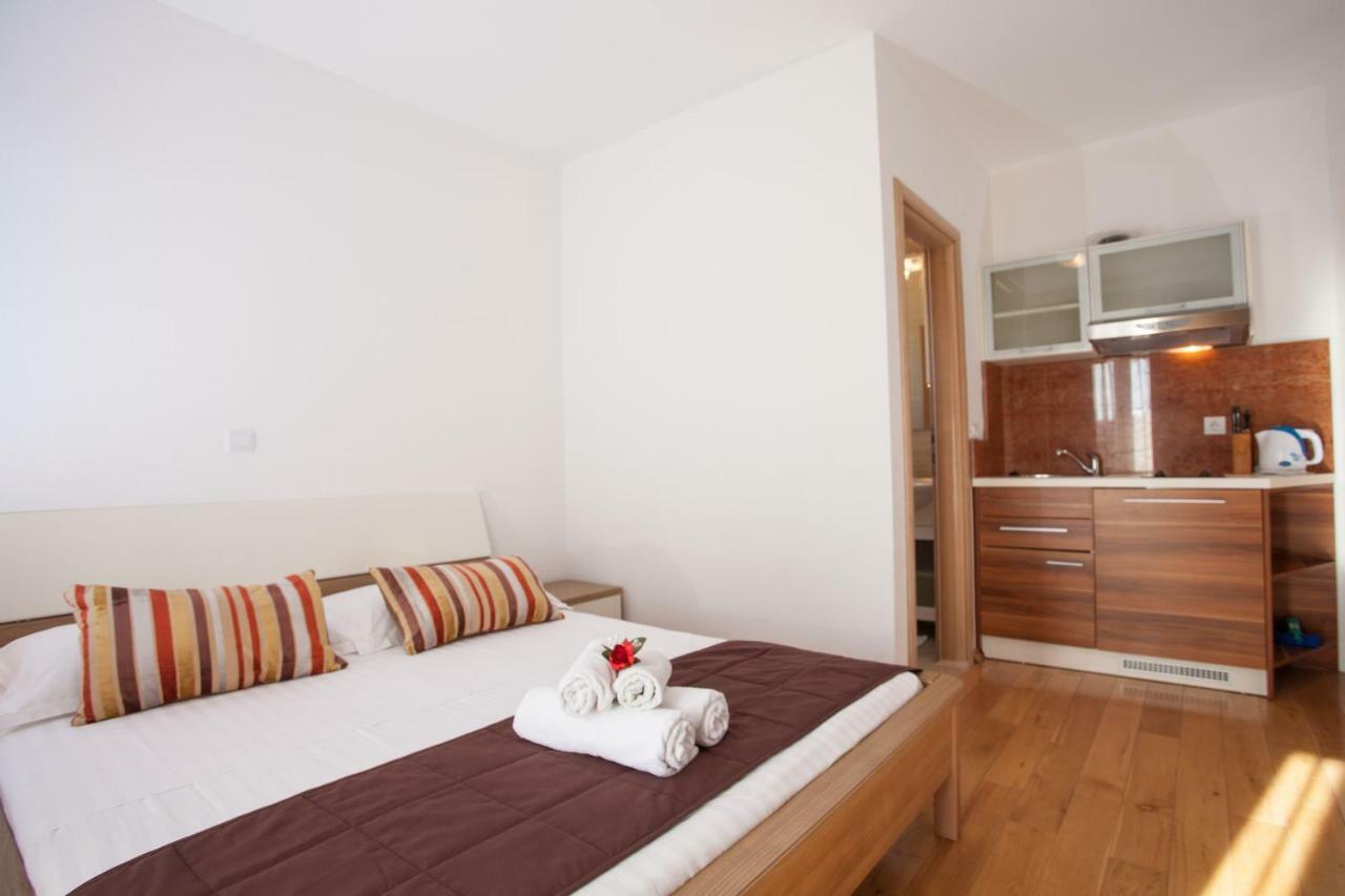 Villa Luce mit Pool Makarska Extérieur photo