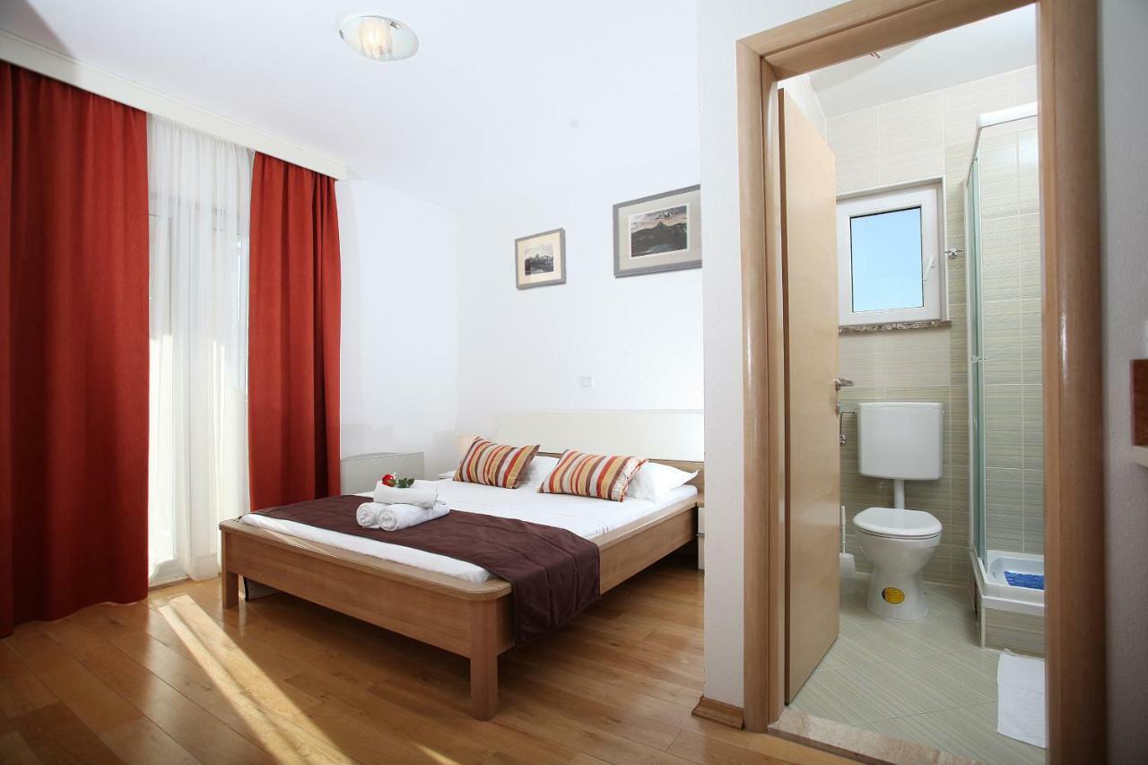 Villa Luce mit Pool Makarska Extérieur photo